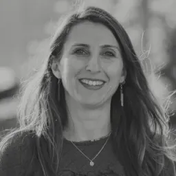 Defne Satgan Gouban