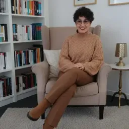 Ece Özge Karakuz