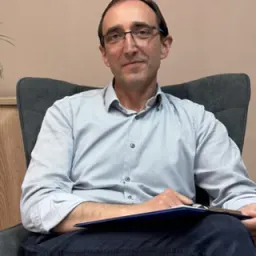 Doç. Dr. Samir Naimov