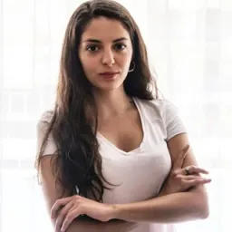 Uzm. Psk. Simay Karakaş Keramydas